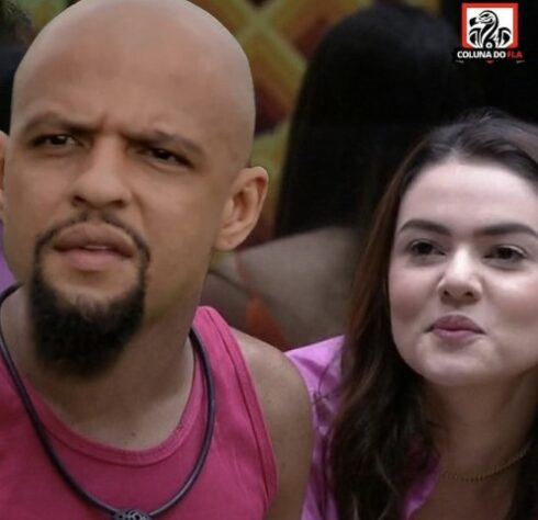 Web não perdoa Felipe Melo em memes após adeus precoce do Fluminense na Libertadores.