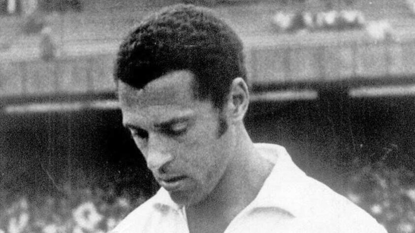 O zagueiro argentino Ramos Delgado foi quatro vezes campeão paulista (1967, 1968, 1969 e 1973) e venceu o Campeonato Brasileiro, em 1968. Ele ficou sete anos no Peixe. 