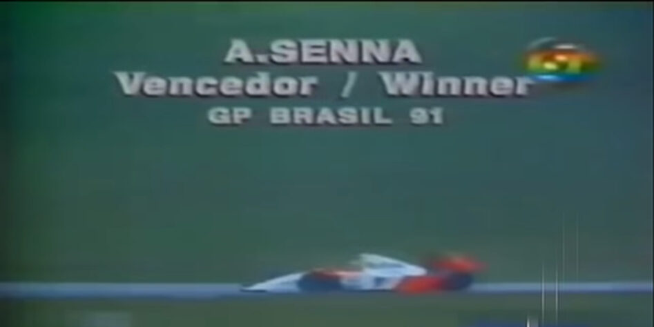 Primeira vitória de Ayrton Senna no GP do Brasil: "Vai no capricho, Senna! Vai para quebrar mais um tabu! Vai para a 28ª vitória. Aí vem Senna, de ponta à ponta no Grande Prêmio do Brasil. Fica de pé a torcida, as bandeiras começam a se agitar, a quadriculada em preto e branco está nas mãos de Mihaly Hidasy. Senna vai apontar, Patrese está perto, mas ele vai apontar. Aí Senna, de ponta à ponta, vai apontar Ayrton Senna depois desta curva. Aponta Senna! Vem para a reta, vai para a vitória, Mihaly Hydasy... Ayrton! Ayrton! Ayrton Senna do Brasil! De ponta à ponta ele vence em Interlagos!"