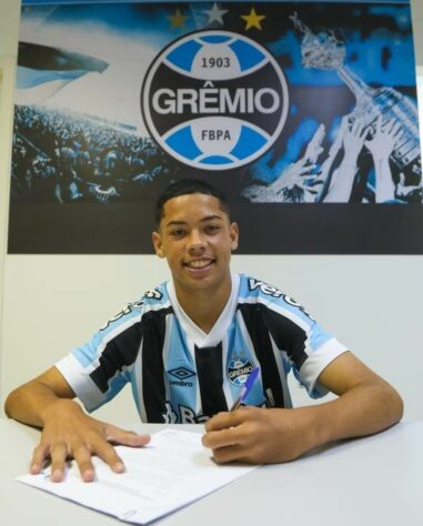 Alysson Edward (atacante - Grêmio - 16 anos): 40 milhões de euros (R$ 212 milhões) 