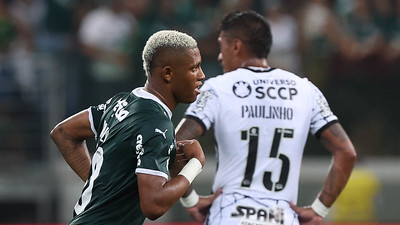 Danilo (volante) - 6 Dérbis pelo Palmeiras - 4 vitórias, 1 empate e 1 derrota - Marcou 1 gol