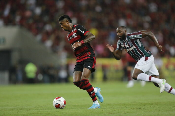 2º lugar - Fluminense 1 x 1 Flamengo - 2º jogo da final do Carioca 2022 - Público pagante: 64.709 - Estádio: Maracanã 