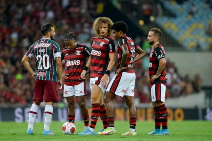 Mudanças constantes no time titular e estilo de jogo foram aspectos importantes no início do trabalho. Finalista do Carioca, o Flamengo não teve a intensidade que a torcida esperava e perdeu a oportunidade do sonho do tetracampeonato inédito. Com isso, viu o Fluminense voltar a erguer a taça após dez anos e ser superior ao Rubro-Negro. A pressão aumentou e abril iniciou-se com cobranças.