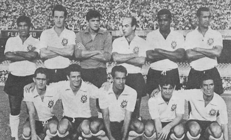 1967 (Robertão): estreia na primeira fase (grupo A) – Corinthians 1 x 2 Palmeiras – Pacaembu (Corinthians terminou em terceiro no quadrangular final)