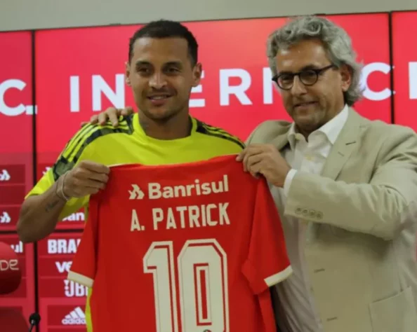 FECHADO - Alan Patrick está de volta ao Internacional e nesta quinta-feira recebeu a honra de ficar com o número 10, que até o último domingo foi de Andrés D’Alessandro.