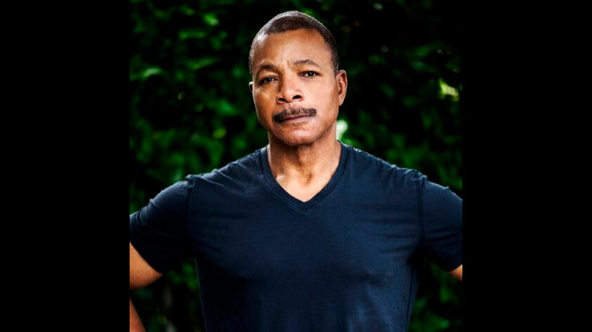 Carl Weathers - Ele foi linebacker pelos Long Beach City College e San Diego State University. Depois, teve uma pequena trajetória pela NFL, onde jogou pelo Oakland Raiders, e pela liga canadense de futebol americano, onde atuou pelo British Columbia Lions. Seu sucesso como Apollo da franquia Rocky aconteceu em 1976, dois anos após aposentadoria no esporte.