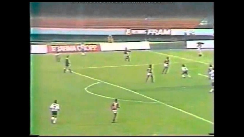 1991: estreia na primeira fase (todos contra todos) – Corinthians 1 x 1 Vitória – Morumbi – (Corinthians terminou eliminado na primeira fase, na quinta colocação)