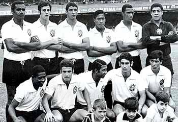 1969 (Robertão): estreia na primeira fase (grupo A) – Corinthians 2 x 2 Portuguesa – Morumbi (Corinthians terminou em terceiro no quadrangular final) 