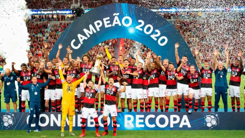 Recopa Sul-Americana 2020 - Campeão da Libertadores, o Flamengo superou o Independiente Del Valle (EQU), após 2 a 2 em Quito e 3 a 0 no Rio, e conquistou mais uma taça.