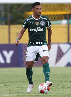 Gabriel Menino (21 anos) - Posição: volante - Clube: Palmeiras - Valor de mercado: 11 milhões de euros (R$ 57 milhões)
