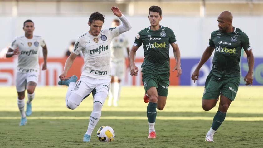 Neste sábado (16), o Palmeiras encontrou muitas dificuldades contra o Goiás, saiu perdendo e só conseguiu empatar a partida aos 50 minutos do segundo tempo, com gol de Rony. Confira as notas e análises individuais do jogo! (Por: Rafael Oliva)