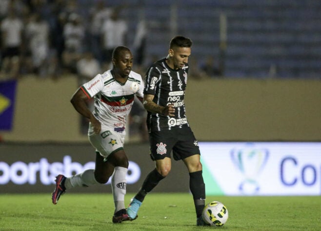 Gustavo 'Mosquito' Silva (atacante) - 7 Majestosos pelo Corinthians - uma vitória, dois empates e quatro derrotas.