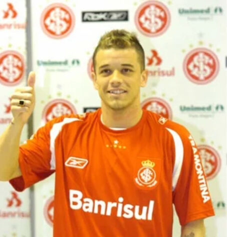 Ainda em 2008, Andrés D'Alessandro era contratado pelo Internacional, equipe em que construiria boa parte da carreira.