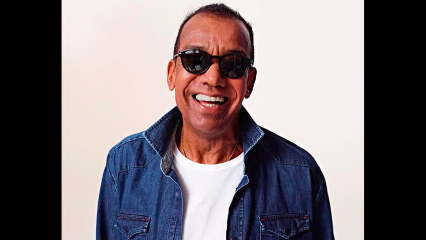 Jorge Ben Jor - O cantor e compositor queria ser jogador de futebol. Antes de partir para o mundo da música, Jorge chegou a jogar pelo infanto-juvenil do Flamengo.