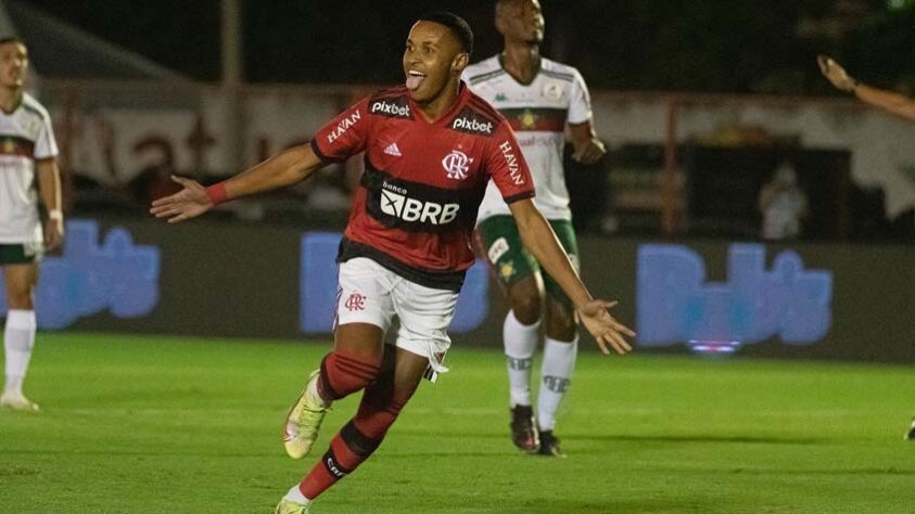 21º - Lázaro, meio-campista de 20 anos do Flamengo: 6 milhões de Euros (R$ 30 milhões)