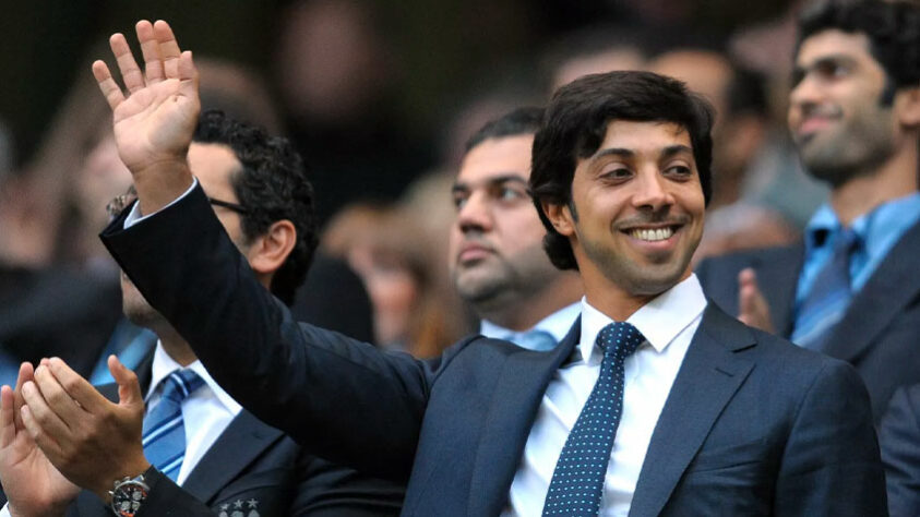 Mansour bin Zayed Al Nahyan é um nascido no Emirado Árabes Unidos e detém o Manchester City desde 2008.