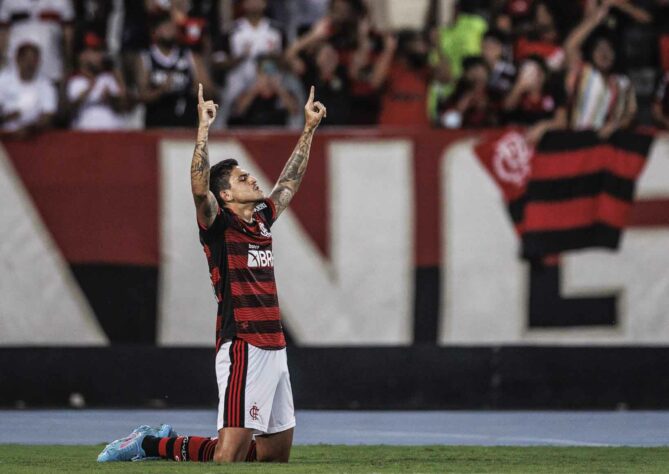 O contrato com o Flamengo vai até dezembro de 2025.