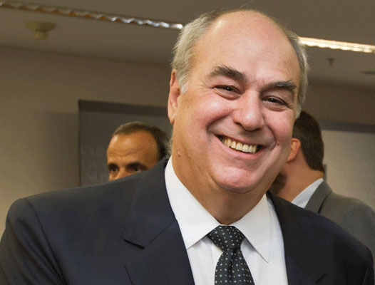 25° lugar na lista nacional da Forbes - Roberto Irineu Marinho (74 anos): fortuna estimada em 2,0 bilhões de dólares (R$ 10,3 bilhões) - fonte da riqueza: Grupo Globo - time da família não revelado. No entanto, Roberto Marinho (1904-2003), patriarca da família, era torcedor do Flamengo.