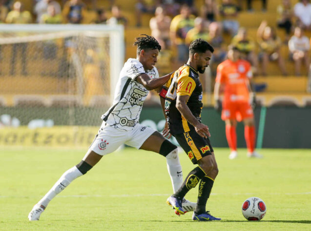 Robson Bambu (Corinthians) - Posição: Zagueiro - Emprestado pelo Nice (FRA) até 31/12/2022