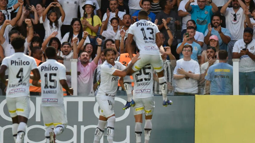 Transmissão de partidas, lançamentos de uniformes e bastidores contribuiram para bons números do canal do Santos. O Peixe já tem mais de 1 milhão de inscritos também devido aos ótimos conteúdos produzidos há bastante tempo.