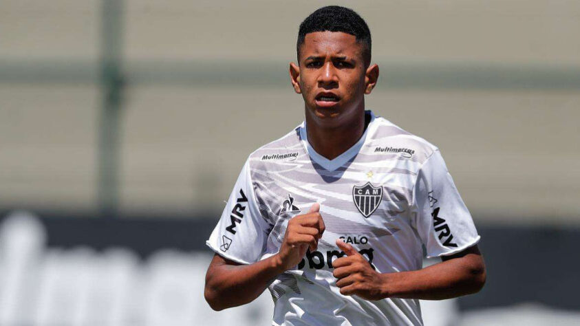 19° - Sávio (18 anos) - Volante - Time: Atlético-MG - Valor de mercado: 6 milhões de euros (R$ 30 milhões) - Tratado como grande promessa, não teve muitas oportunidades no time principal do Galo e tem venda acertada para o Grupo City.