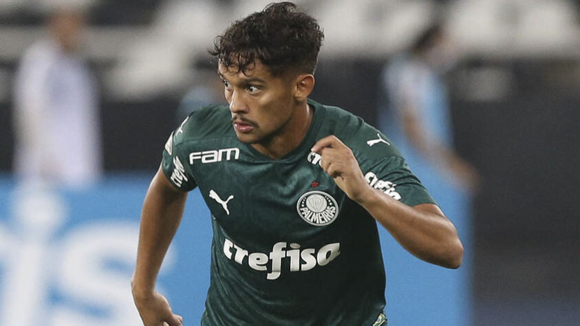 Gustavo Scarpa (meia) - 12 Dérbis pelo Palmeiras - 3 vitórias, 6 empates e 3 derrotas