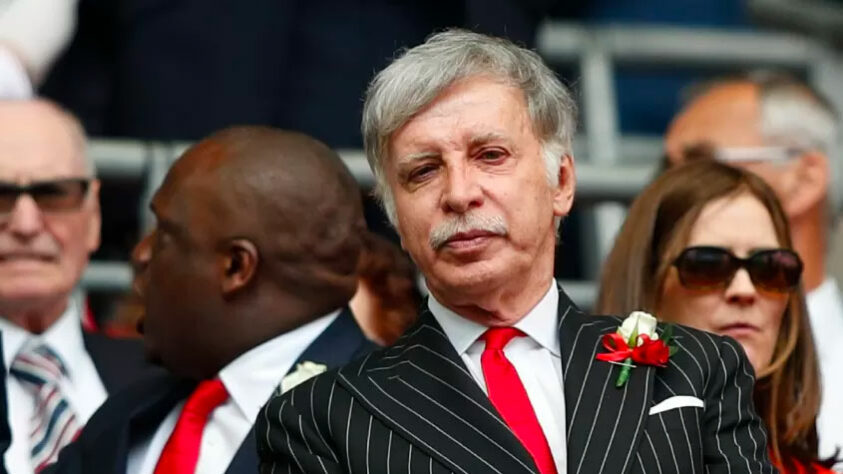 Stanley Kroenke é um norte-americano que detém ações do Arsenal desde 2007.