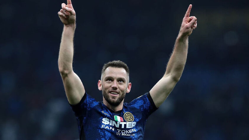 Stefan de Vrij - holandês (zagueiro da Inter de Milão) - Contrato com o clube italiano até junho de 2023 - Valor de mercado: 35 milhões de euros (R$ 184,1 milhões)