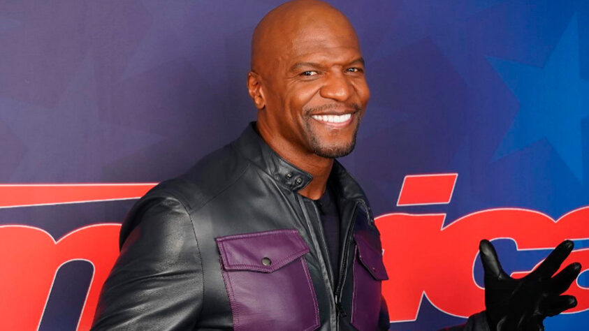 Terry Crews - O ator estadunidense tem um passado no futebol americano. Ele jogou por seis temporadas na NFL, no Los Angeles Rams, San Diego Chargers, Washington Redskins e Philadelphia Eagles.