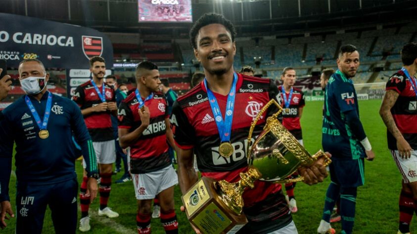 Vitinho já marcou gols em finais e participou das conquistas do Carioca em 2019, 2020 e 2021