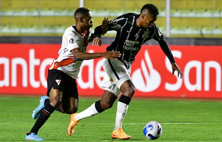 Always Ready 2 x 0 Corinthians - Estádio Hernando Siles - jogo da fase de grupos da Libertadores de 2022