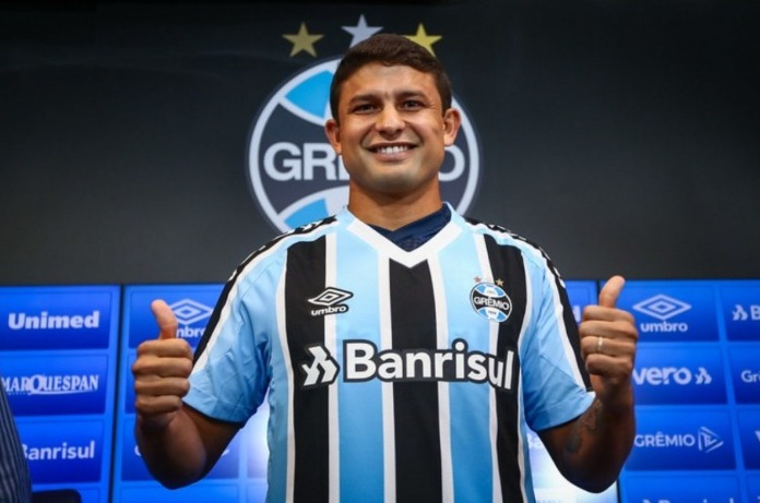 Elkeson (32 anos) - Posição: atacante - Clube: Grêmio