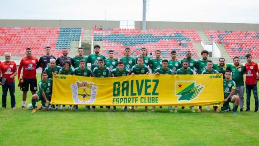 Acre (AC): Com a vitória sobre o Galvez por 2 a 0, o Humaitá levantou a taça do estadual pela primeira vez em sua história.