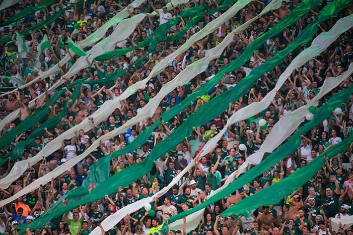 Torcida do Palmeiras comemora título.