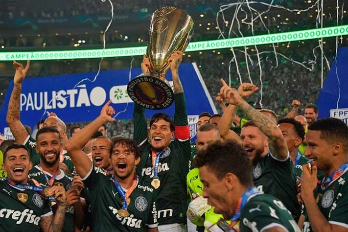 Palmeiras goleia o São Paulo e é campeão paulista de 2022
