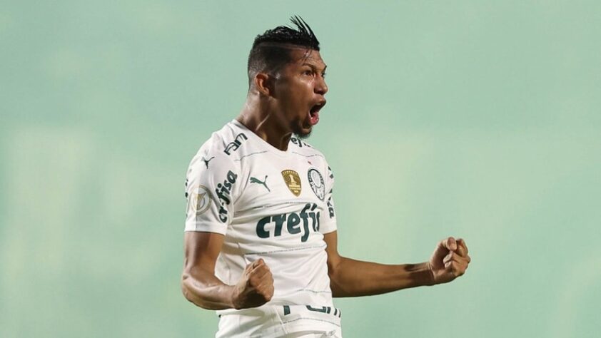 11° - Rony (Palmeiras) - 26 anos - Atacante - Valor de mercado: 9 milhões de euros (R$ 45 milhões).