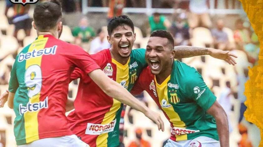 Maranhão (MA): Com empates nos jogos de ida e volta, a decisão foi disputada nos pênaltis e o campeão foi o Sampaio Corrêa, que derrotou o Cordino.