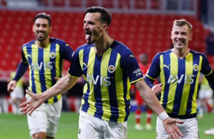 10º lugar: Fenerbahce (futebol): O clube turco contou com 65 milhões de interações.