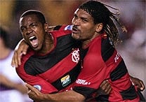 Campeonato Brasileiro 2007 - Com 17 pontos (4V/5E/2D), o Flamengo era o nono colocado após 11 rodadas. Terminou a Série A na terceira posição, com 61 pontos.