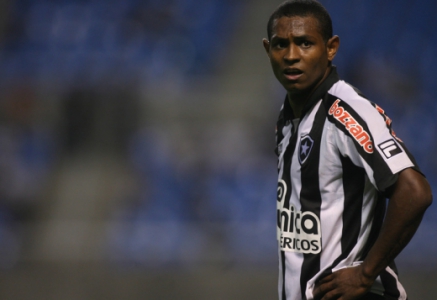 JOBSON - Atacante - 34 anos - Rio Branco-PR (Campeonato Paranaense) - O ex-atacante do Botafogo, destaque do clube no Brasileirão 2009, vai defender o Rio Branco no Campeonato Paranaense