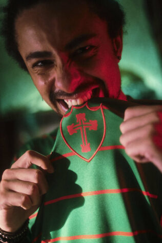 GALERIA: Veja fotos da camisa especial criada para a Portuguesa-SP