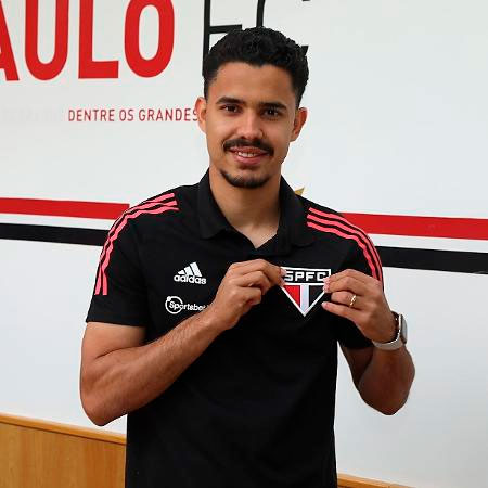 O LANCE! apurou que a diretoria tricolor negocia desde o início de julho a devolução de André Anderson à Lázio, da Itália, dona de seus direitos. O meia está emprestado ao São Paulo até junho do ano que vem.