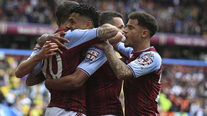 26º lugar: Aston Villa (Inglaterra) -  média de público de 41,5 mil torcedores