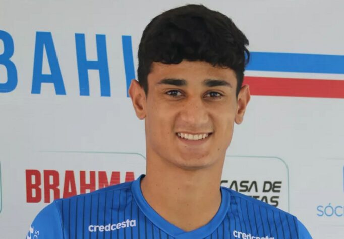 FECHADO - Jovem valor do elenco do Bahia, o zagueiro Henrique, ganhou a oportunidade de enfrentar novos desafios em outra equipe do cenário nacional com a confirmação nesta segunda-feira (9) de seu empréstimo para o Altos. O acordo entre as partes tem validade até outubro de 2022.