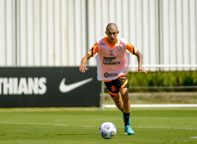 Léo Maná - o lateral-direito é sempre chamado para compor treinos. Já foi relacionado duas vezes, uma caindo no corte e outra ficando no banco de reservas, justamente em uma semifinal de Paulistão contra o São Paulo. 