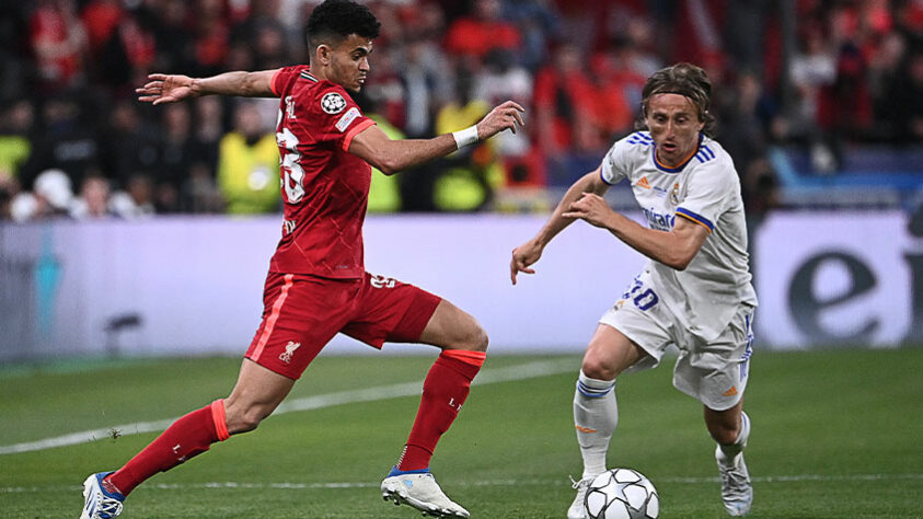 Não deu para o Liverpool.  Os Reds perderam na decisão da Champions League para o Real Madrid por 1 a 0. Os ingleses chegaram a criar mais chances, mas pararam em uma grande atuação de Courtois, goleiro do Real Madrid. Os brasileiros não tiveram muito destaque entre os jogadores. Veja as notas da equipe inglesa. (Por Redação LANCE! - redacaorj@lancenet.com.br)