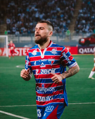 Lucas Lima, 32 anos (meia) - Fortaleza