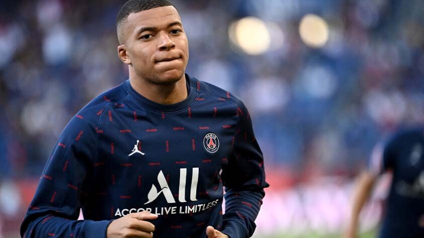 3º - Kylian Mbappé - centroavante/ ponta do Paris Saint-Germain - 24 anos - valor de mercado: 190.7 milhões de euros (aproximadamente R$ 1,077 bilhão)