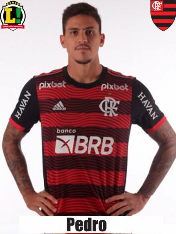 PEDRO - 6,0 - Entrou para segurar a bola na frente e conseguiu, nos poucos momentos em que o Flamengo conseguiu evitar a pressão do Fluminense. 