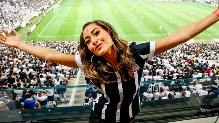 Sabrina Sato - apresentadora no GNT / Clube do coração: Corinthians